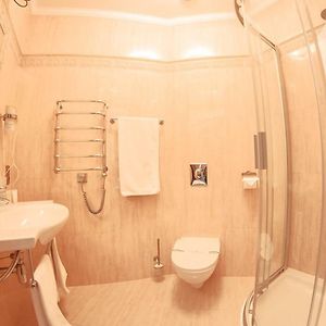 Attic Attic King Suite